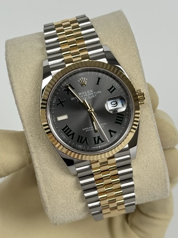 Rolex Datejust 36mm Steel and Yellow Gold 126233-0035 3
