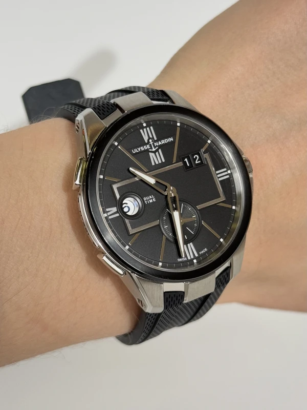 Ulysse Nardin Dual Time 42 mm 243-20-3/42 6