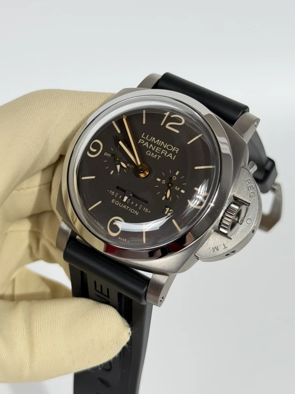 Panerai Luminor 1950 Equation of Time 8 Days GMT Titanio 47 mm  PAM 00656 4