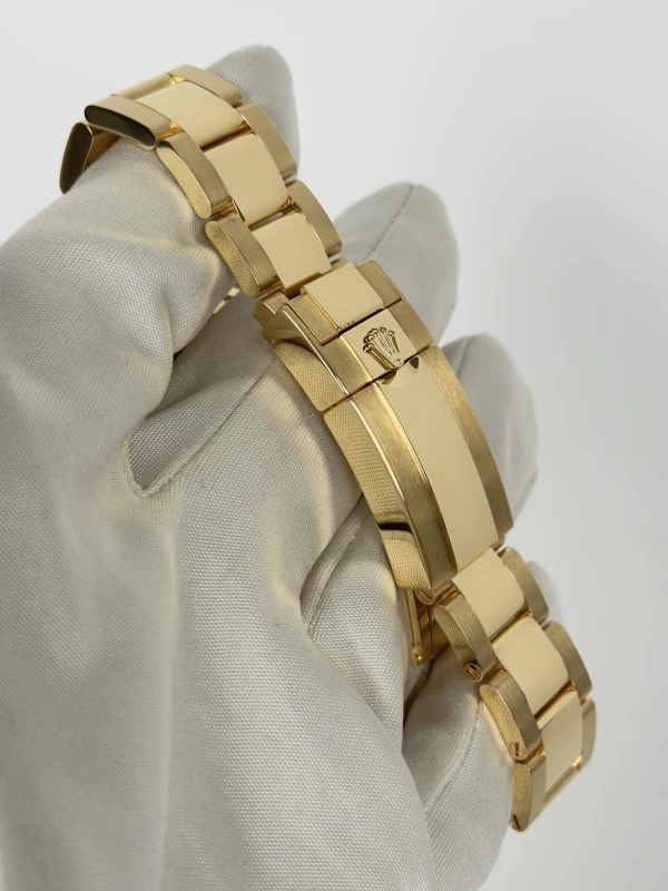 Rolex Cosmograph 40mm Yellow Gold 126508FIX 3