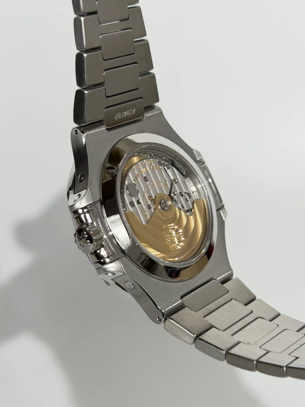 Patek Philippe Nautilus Annual Calendar 5726/1A-001 7