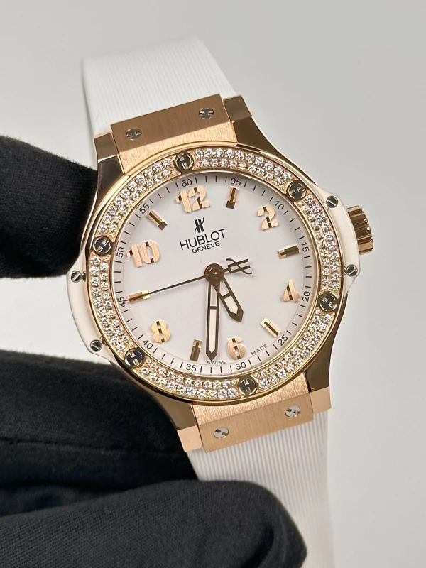 Hublot Gold White Diamonds 38 mm  361.PE.2010.RW.1104 3