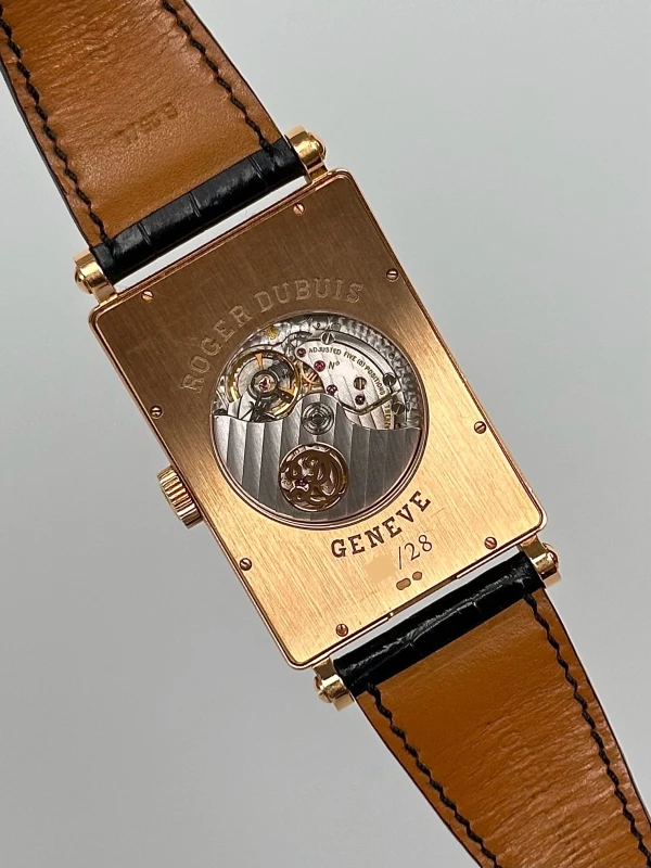 Roger Dubuis More Perpetual Calendar m34 5739 5 9 63 5