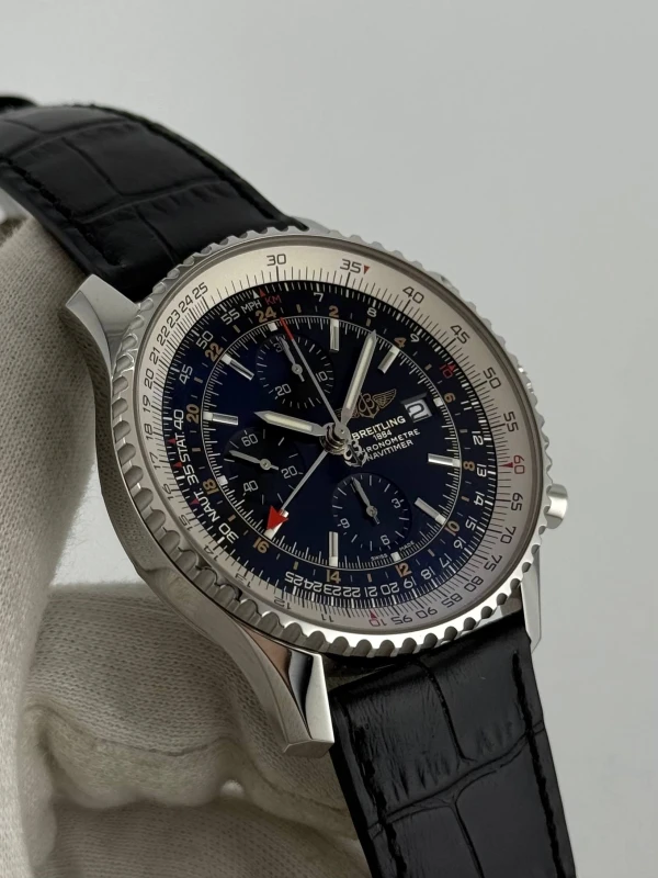 Breitling World A2432212/B726-441X 5