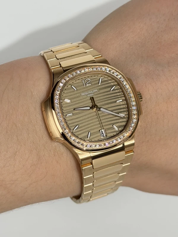 Patek Philippe Lady 7118/1200R-010 5