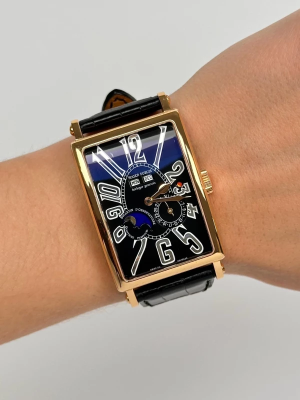 Roger Dubuis More Perpetual Calendar m34 5739 5 9 63 4