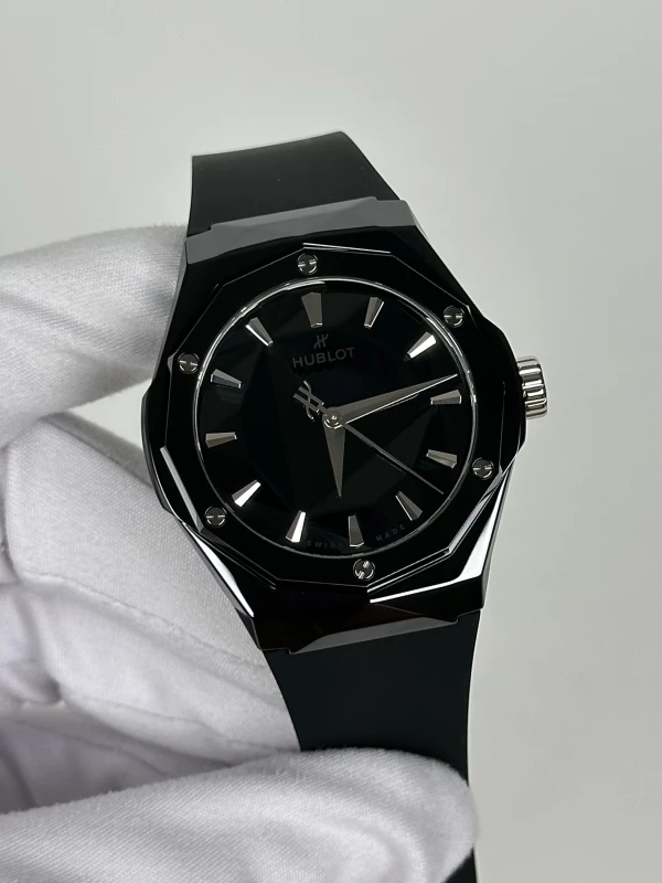 Hublot Orlinski Black Magic 40mm 550.CS.1800.RX.ORL21 3