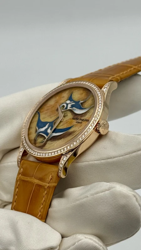 Patek Philippe Rare Handcrafts Manta Rays on a Sand-Colored Ground 5077/100R-064 4