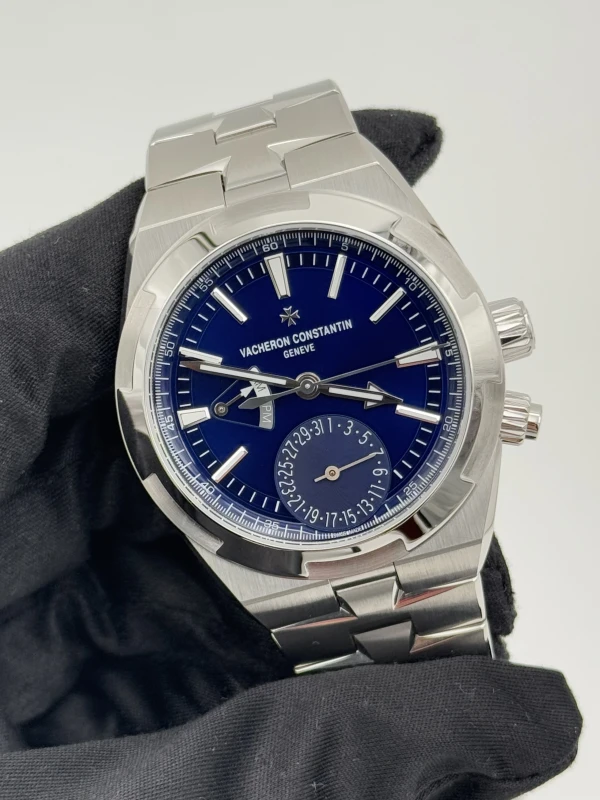 Vacheron Constantin Dual Time 7900V/110A-B334 3