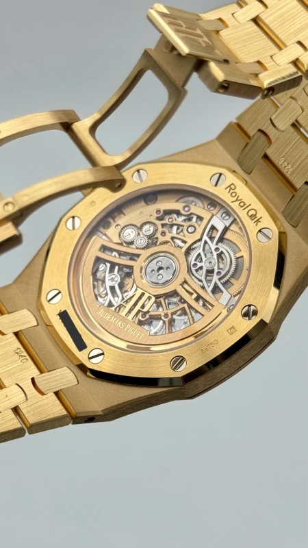 Audemars Piguet 16204BA.OO.1240BA.01 6