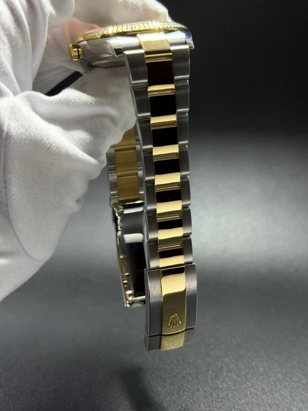 Rolex 41 MM, STEEL AND YELLOW GOLD 126333-0019 5