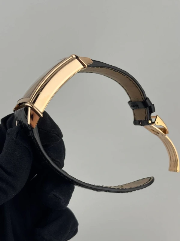 Girard Perregaux XXL Off-Centered Hour and Minutes 25845-52-741-BA6A 4