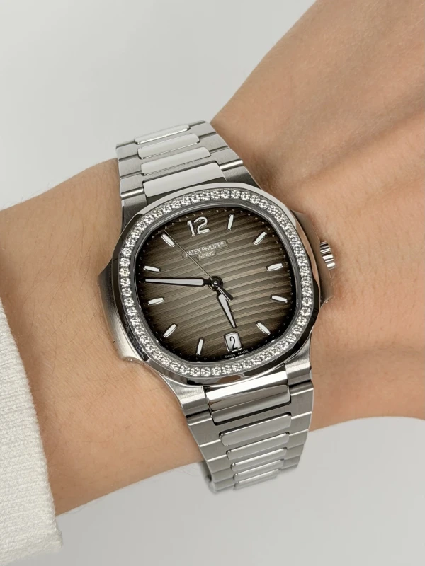 Patek Philippe Ladies 7118/1200A-011 4