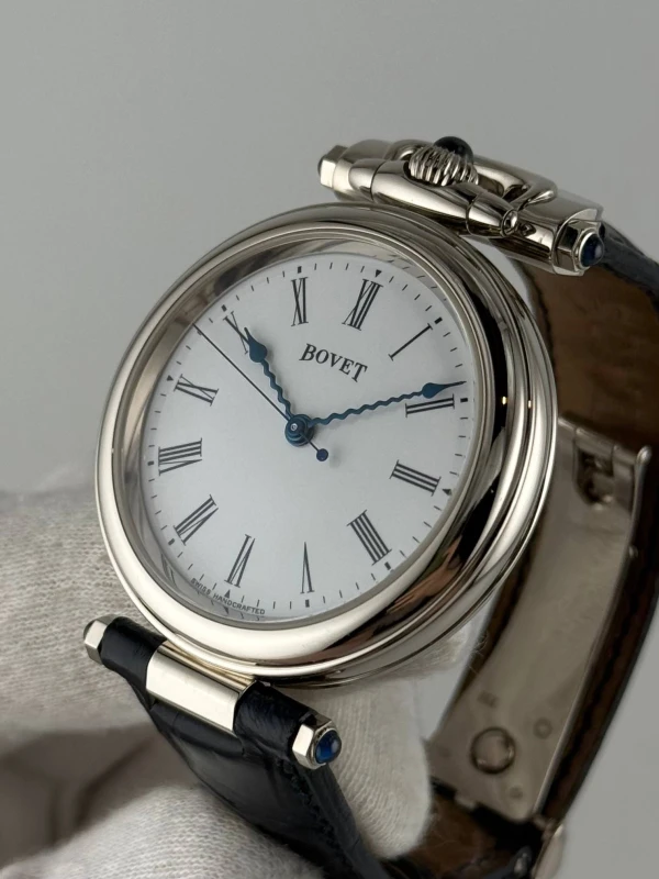 Bovet D810.0 4