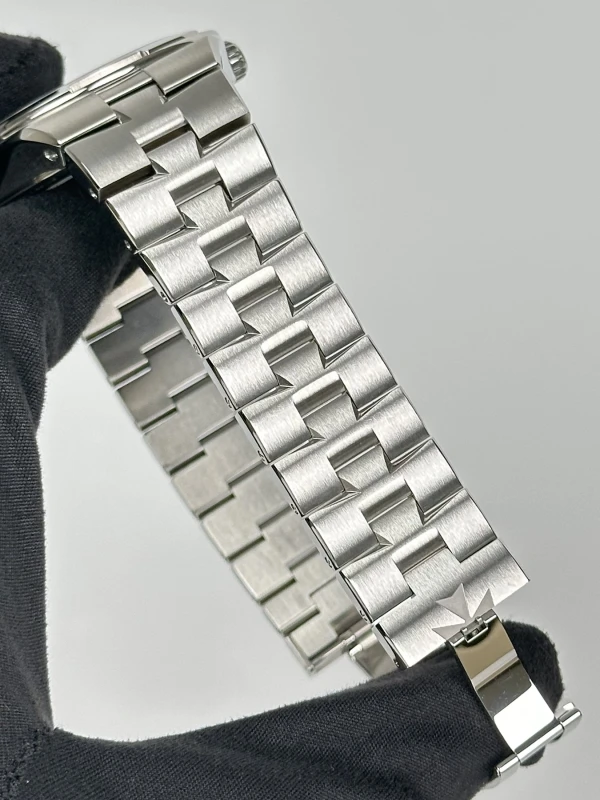Vacheron Constantin Tourbillon 6000V/110A-B544 6