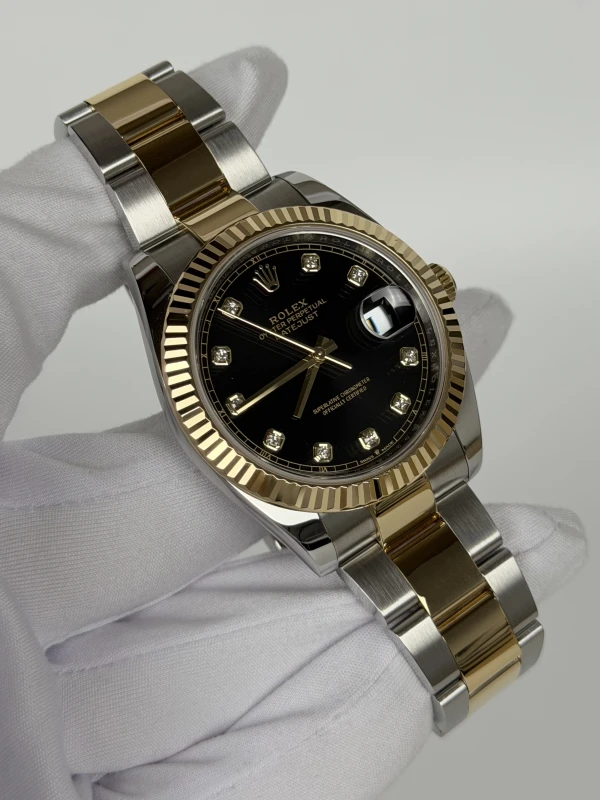Rolex 41 mm, Oystersteel and yellow gold 126333-0005 2