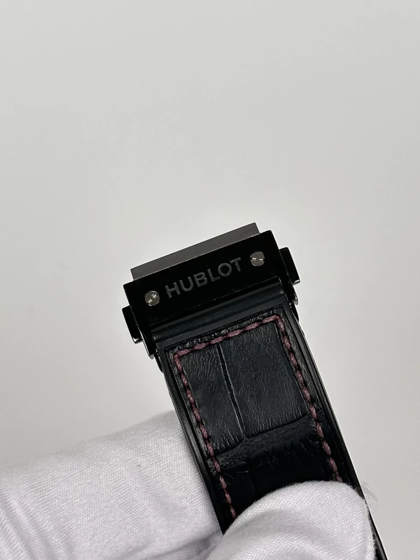 Hublot Chronograph Aero Womanity Black Ceramic 525.CM.0179.LR.WTY14 8