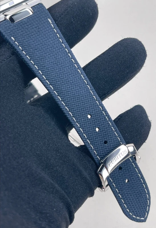 Patek Philippe 5822P-001 7