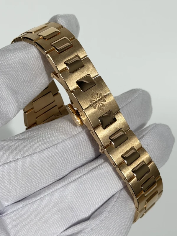 Patek Philippe Lady 7010R 7010/1R-013 4