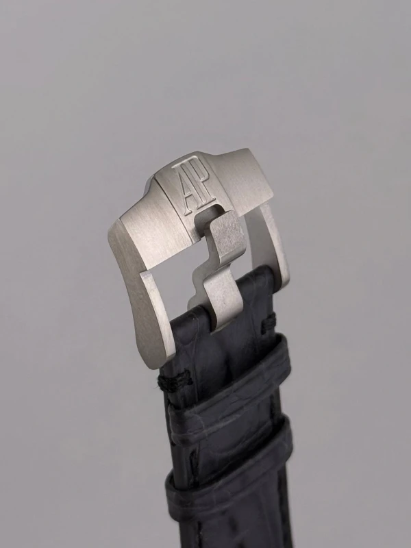 Audemars Piguet Chronograph 42mm 26470ST.OO.A104CR.01 3