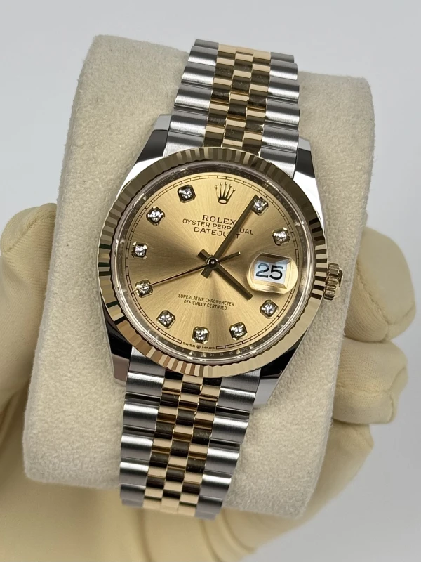 Rolex 36 MM, OYSTERSTEEL AND YELLOW GOLD 126233-0017 4