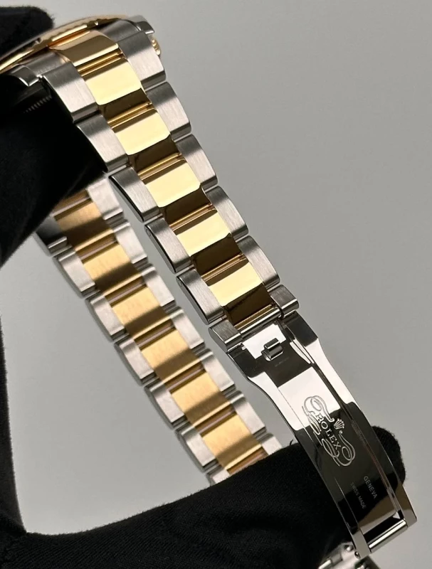 Rolex 41mm Steel and Yellow Gold 126333-0017 6
