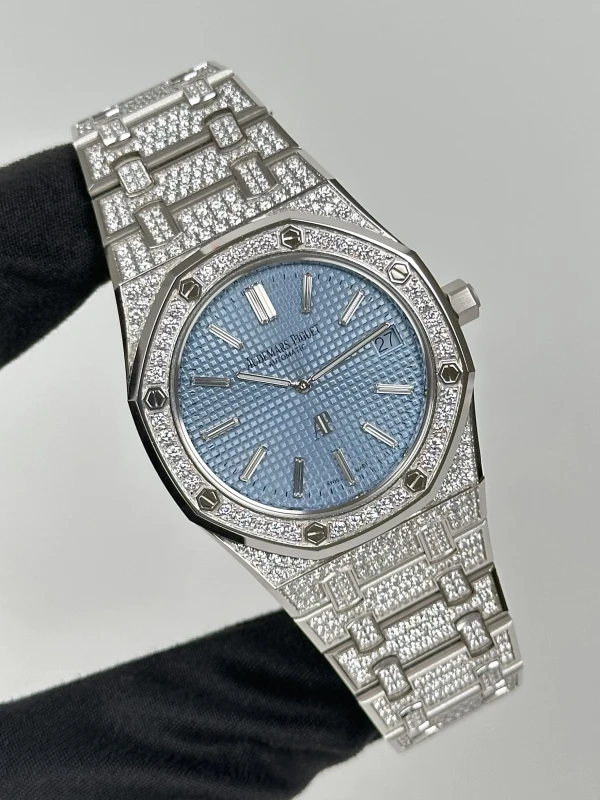 Audemars Piguet Extra-Thin Royal Oak 'Jumbo' 15202BC.ZZ.1241BC.01 2