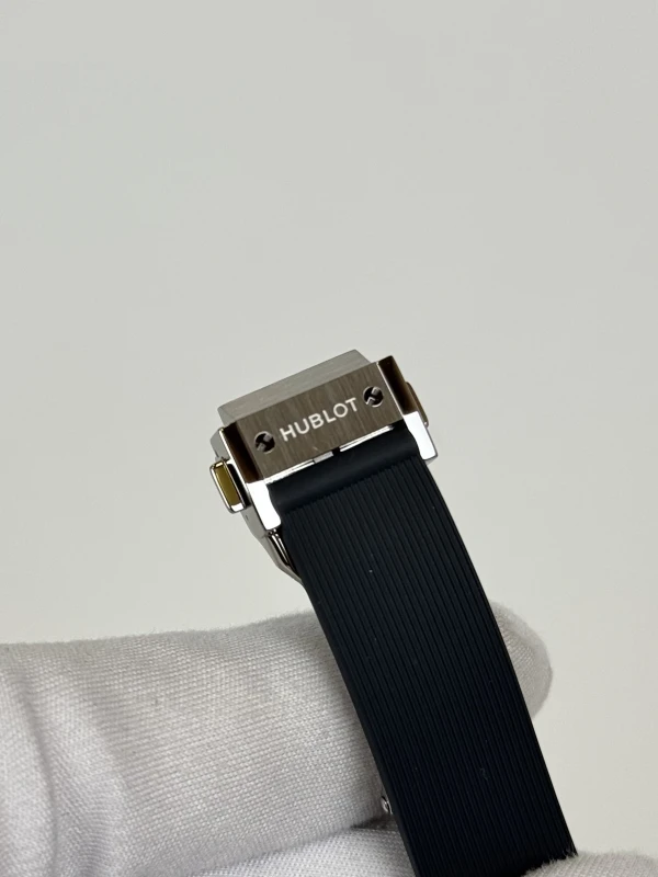 Hublot RACING GREY TITANIUM DIAMONDS 581.NX.7071.RX.1104 8