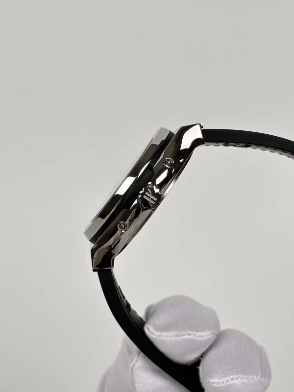 Hublot Aerofusion Moonphase Titanium 547.NX.0170.LR 6