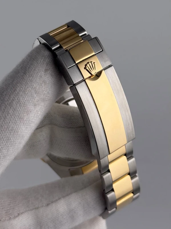 Rolex Date 41 mm Steel and Yellow Gold 126613lb-0002 9