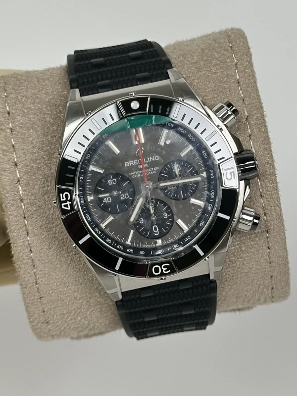 Breitling B01 44 AB0136251B2S1 3