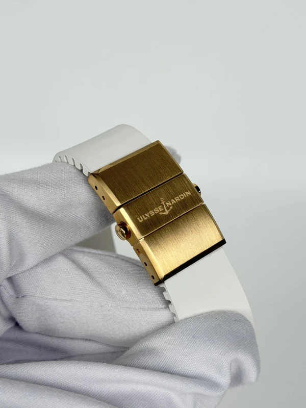 Ulysse Nardin Lady 8156-180E-3C/10 5