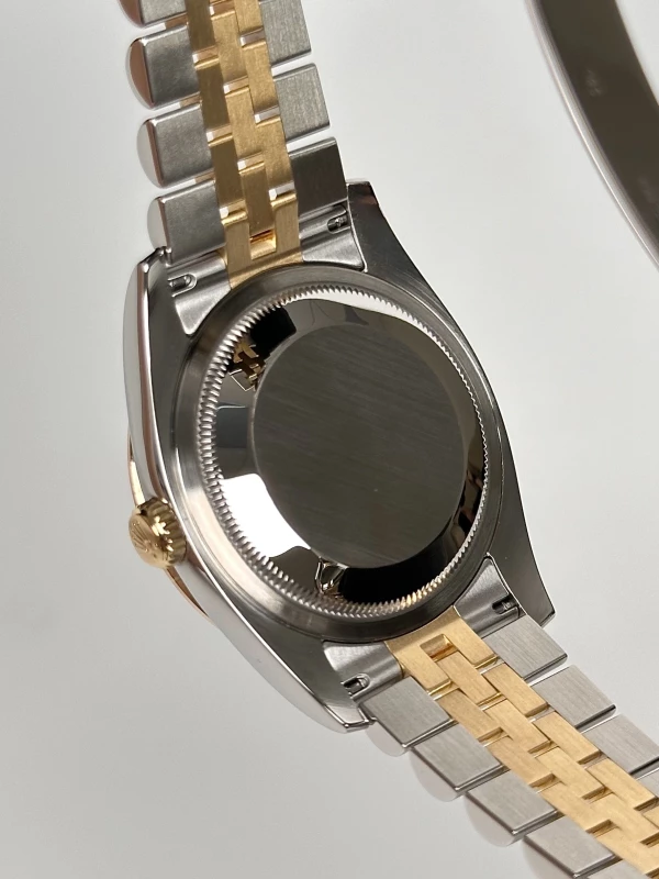 Rolex 36 mm Diamonds 116233FIX 9