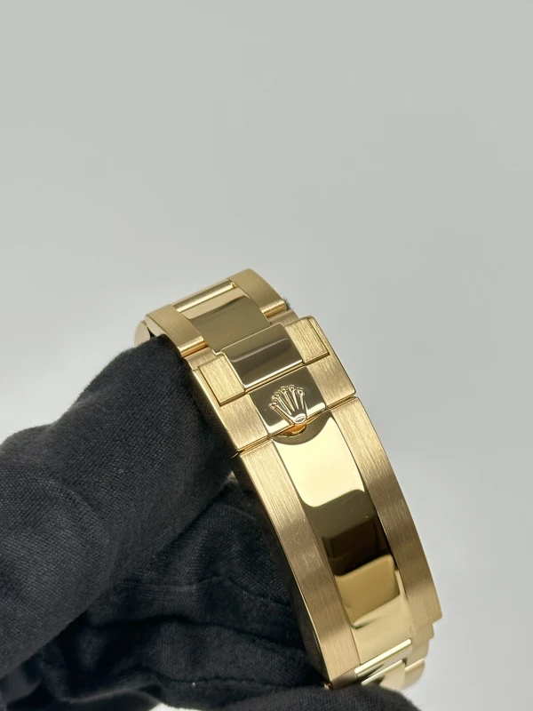 Rolex Date 41 mm Yellow Gold 126618ln-0002 7