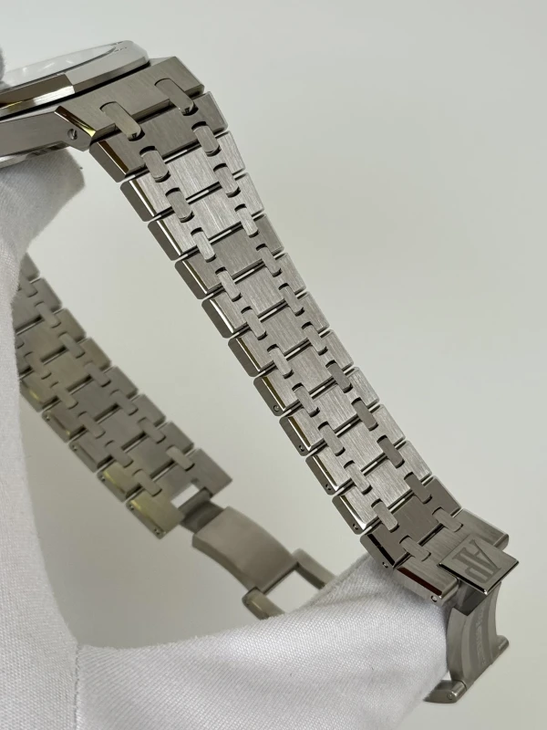 Audemars Piguet Royal Oak Selfwinding 41 mm 15510ST.OO.1320ST.06 3