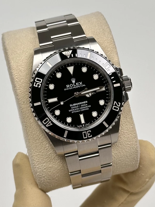 Rolex 41 mm Steel 124060-0001 3
