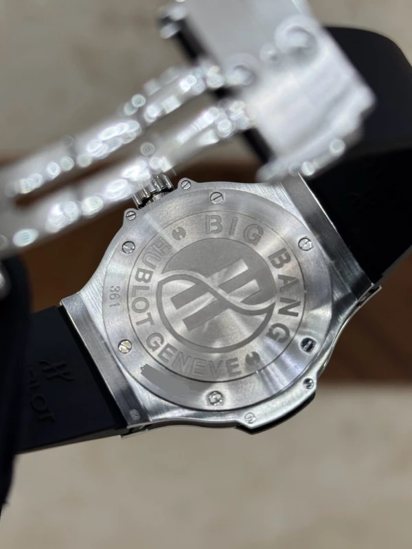 Hublot 361.SX.9010.RX.1704 7