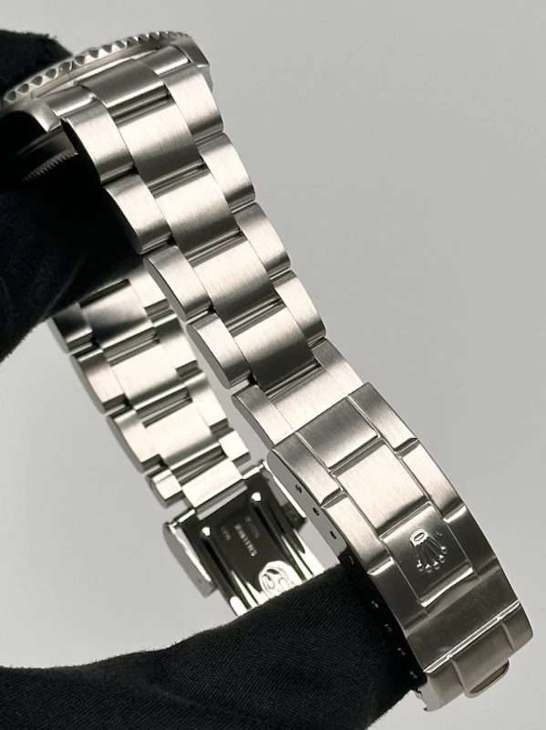 Rolex 16610LV изображение - 7
