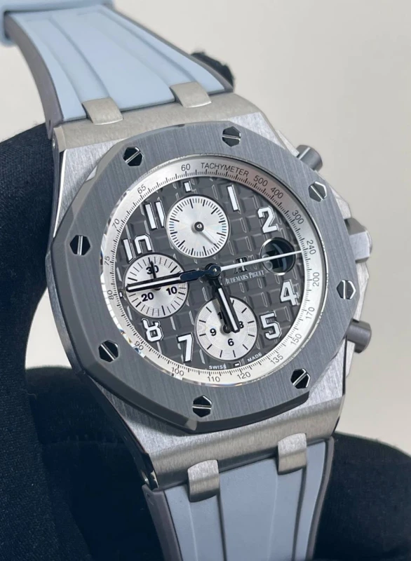 Audemars Piguet Offshore Chronograph 42mm 26470IO.OO.A006CA.01 3