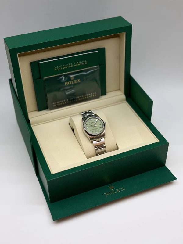 Rolex 34 mm Steel 124200-0006 6