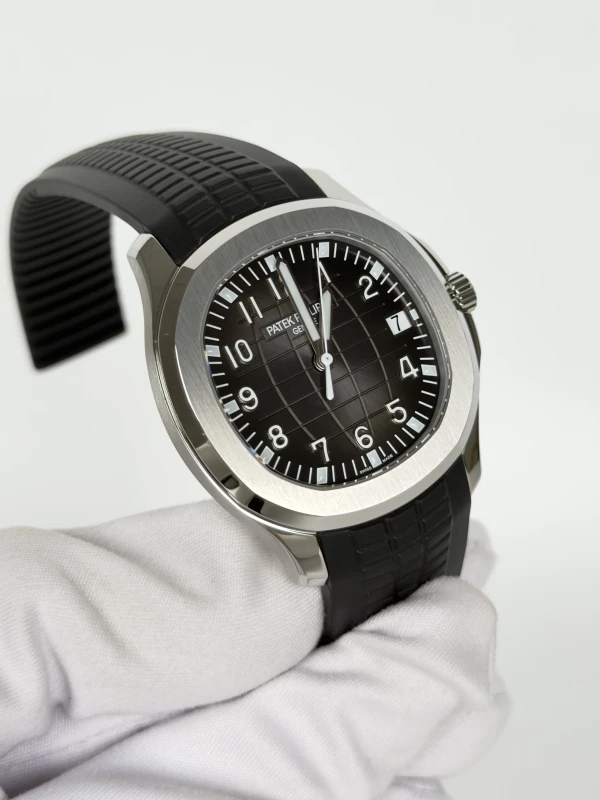 Patek Philippe 5167 5167A-001 3
