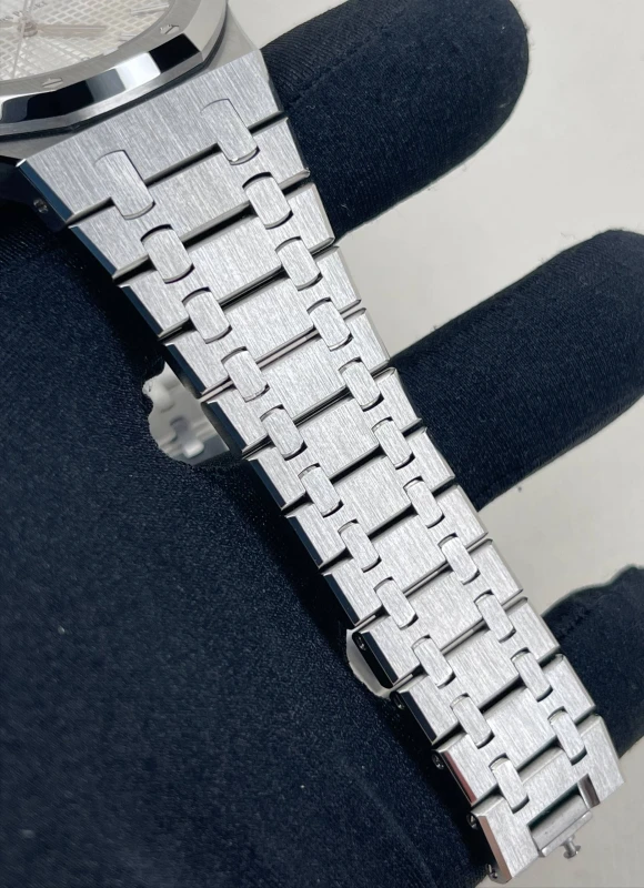 Audemars Piguet Selfwinding 41 mm 15500ST.OO.1220ST.04 7