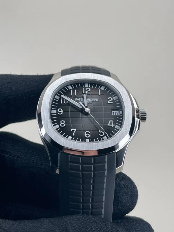 Patek Philippe 5167 5167A-001 4
