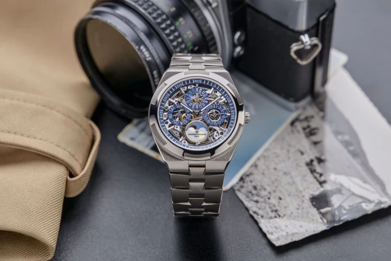 Vacheron Constantin PERPETUAL CALENDAR ULTRA-THIN SKELETON 4300V/220G-B946 6
