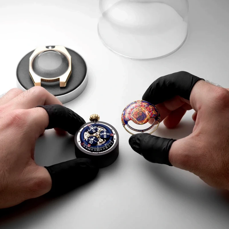 Urwerk Time and Culture III UR-100V Pièce Unique 3