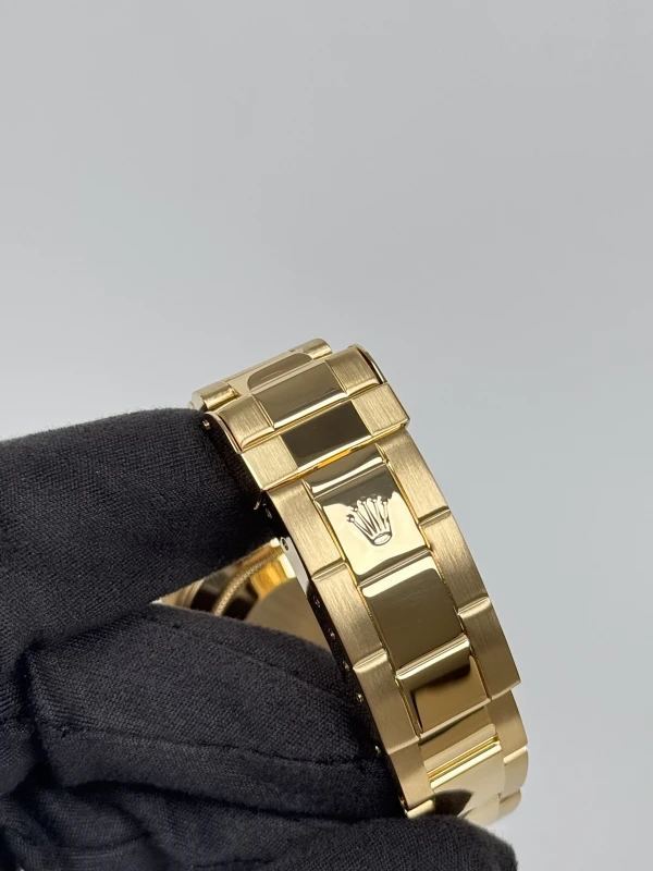 Rolex Date 40mm  16618 7
