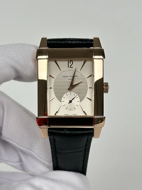 Patek Philippe 5111 5111R-001 2