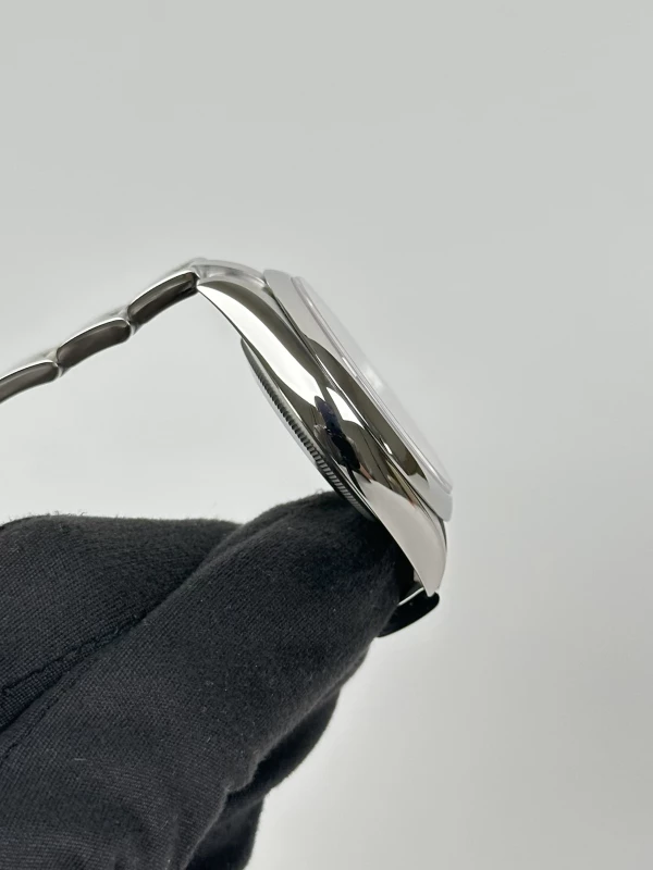 Rolex 41 mm Steel 124300-0008 3