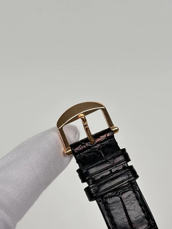 IWC Midsize Automatic IW458106 8