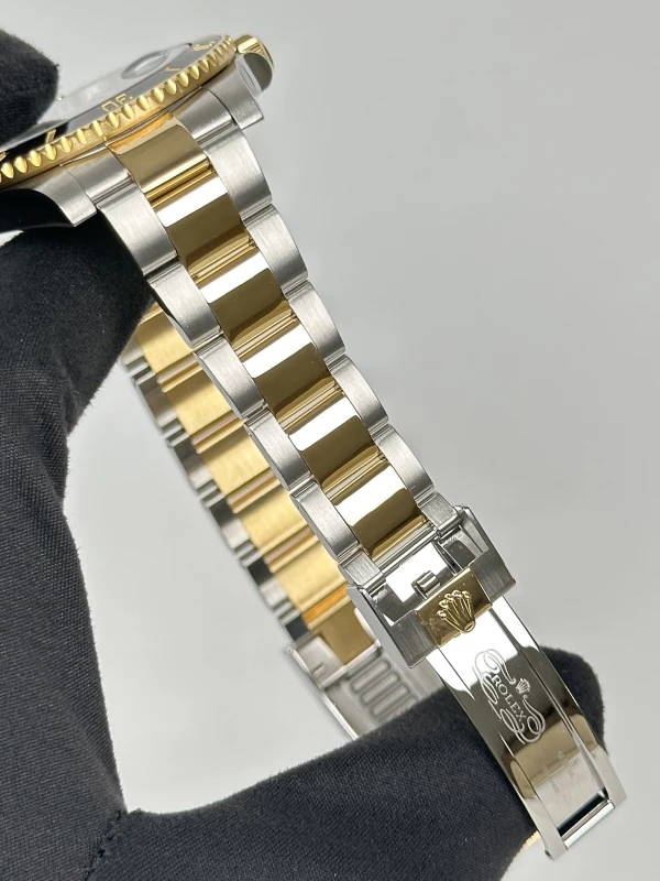 Rolex 40mm Steel and Yellow Gold 116613LN-0001 6
